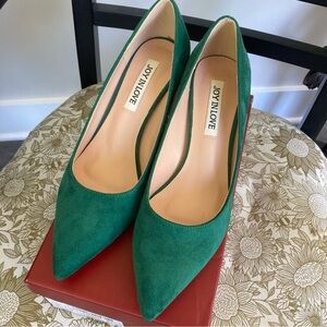 Joy in Love Emerald green suede pumps
